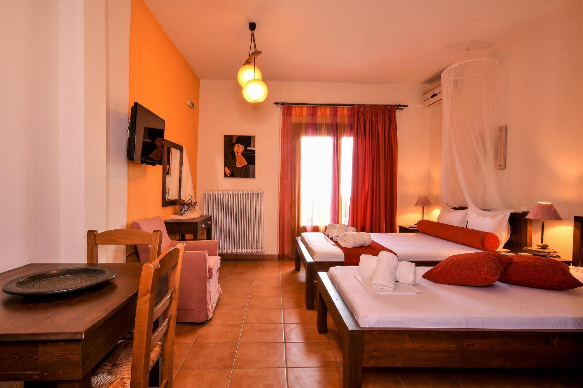 Guesthouse Amanitis Caesarea Skiti Exterior photo